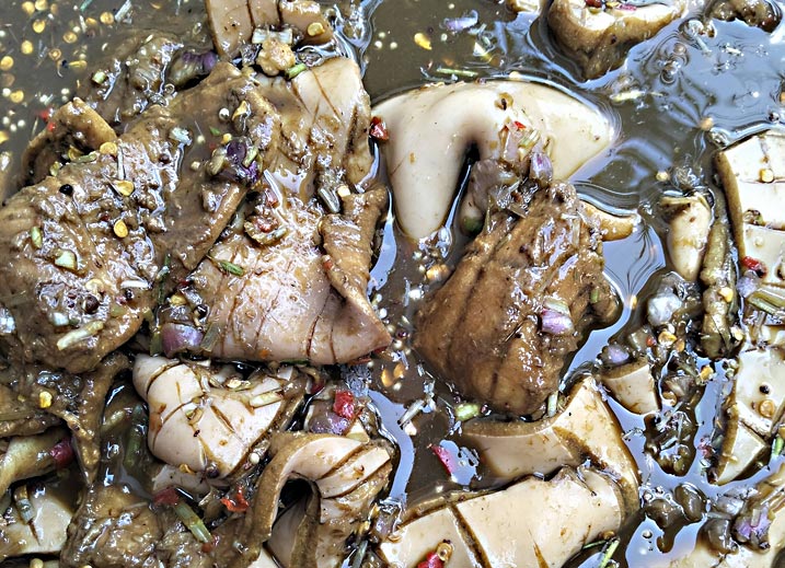 ໜັງ​ແຊ່​ເພຍ​ຊ້ຳ​ເໜືອ